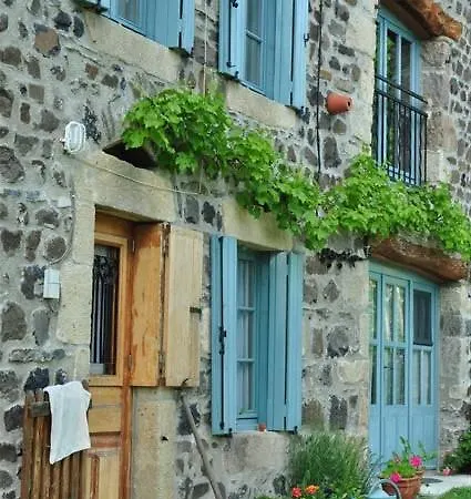 La Garnasette خيمة فخمة Beaulieu (Haute-Loire)